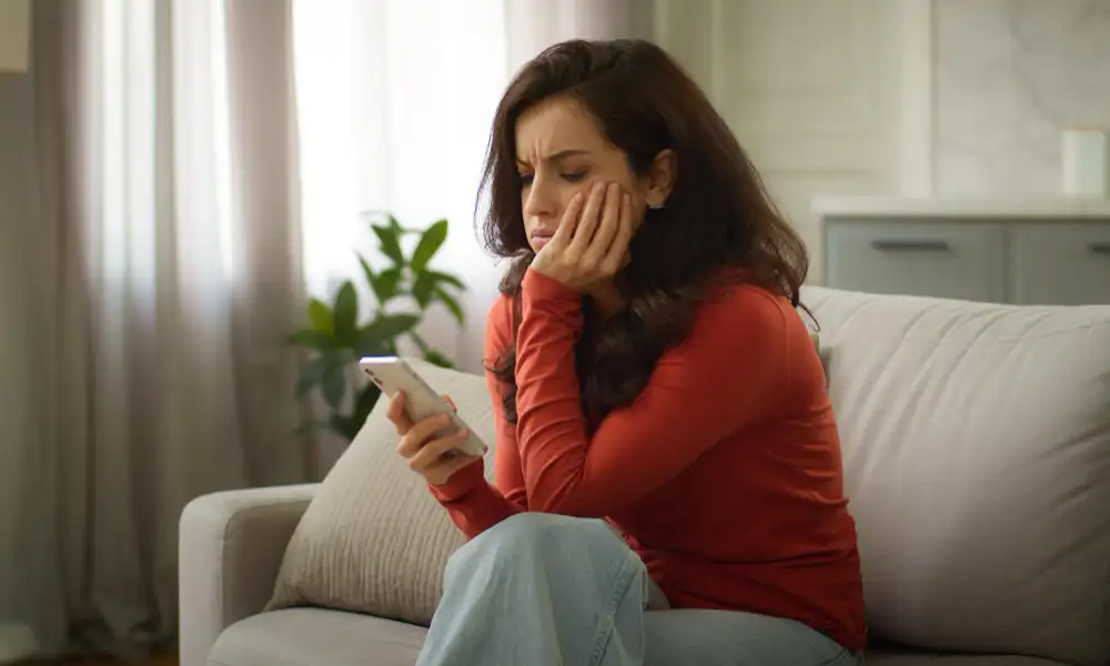 Ways to Deal with Phone Anxiety during Chat Line Conversations